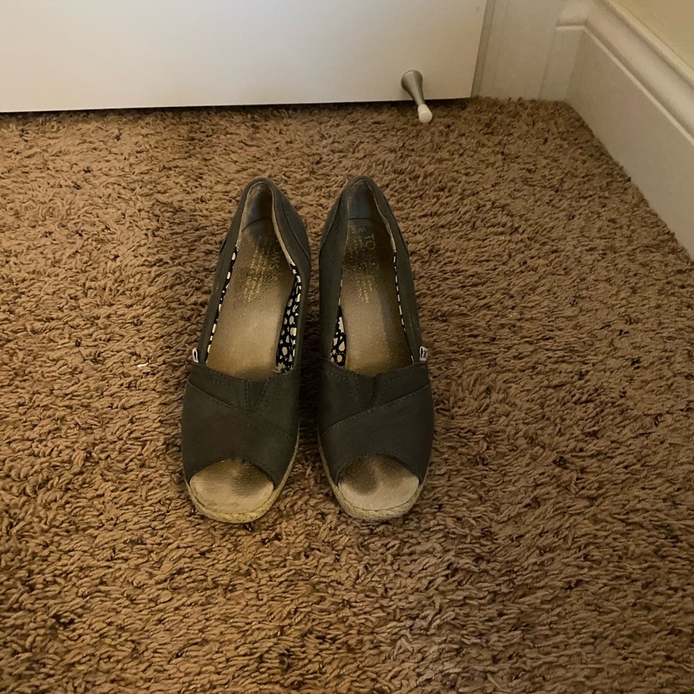 toms heels
